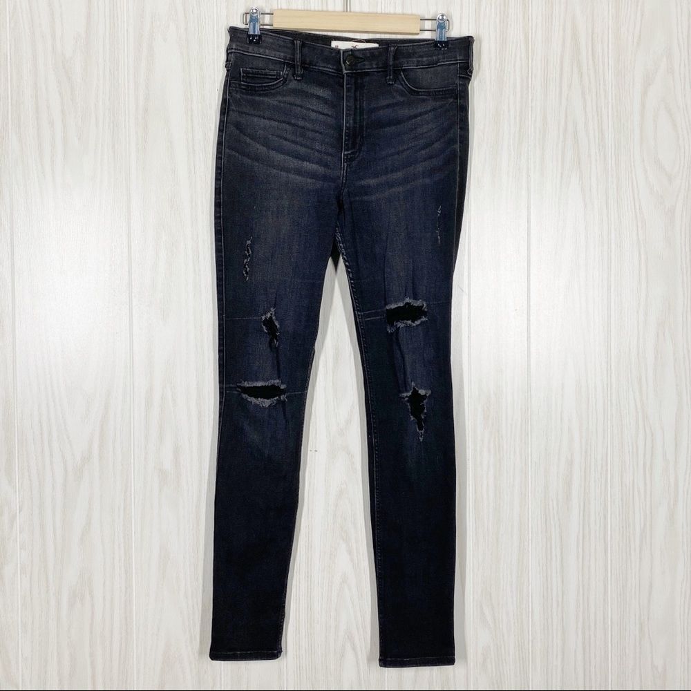 Hollister | Distressed High Rise Super Skinny Jean